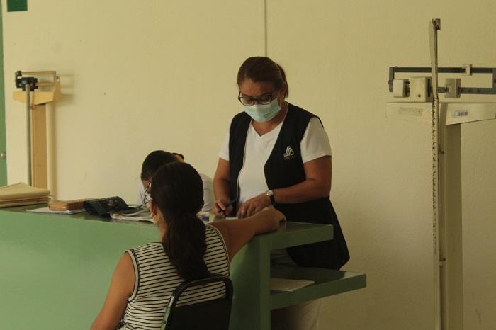 Tuberculosis es prevenible con vacunación; se detecta con prueba de baciloscopia