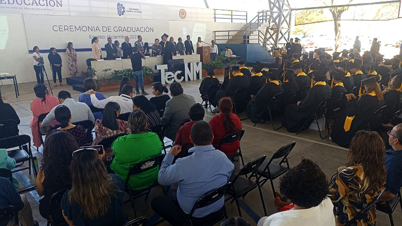 Tec de Colima es un instituto de máxima calidad, expone egresado distinguido a 200 profesionistas graduados