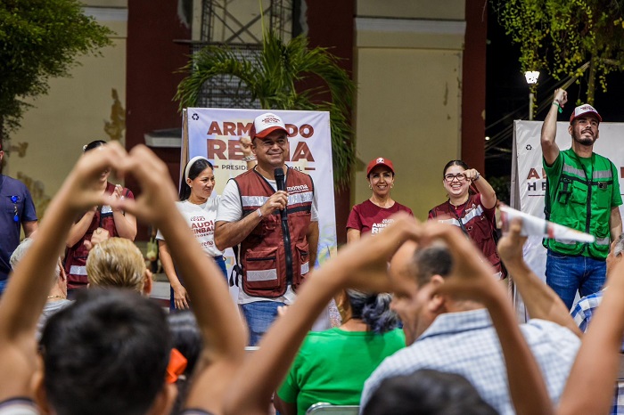 Fortaleceremos el deporte y mejoraremos los espacios públicos para los jóvenes y niños de Tecomán: Armando Reyna