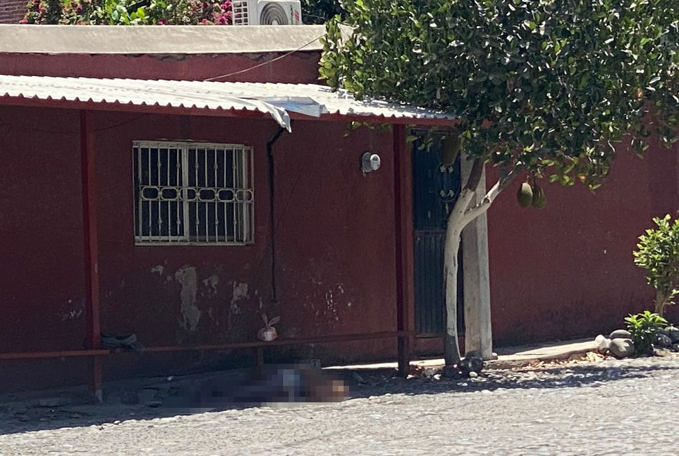 Ejecutan a una mujer en Cofradía de Juárez, en Armería