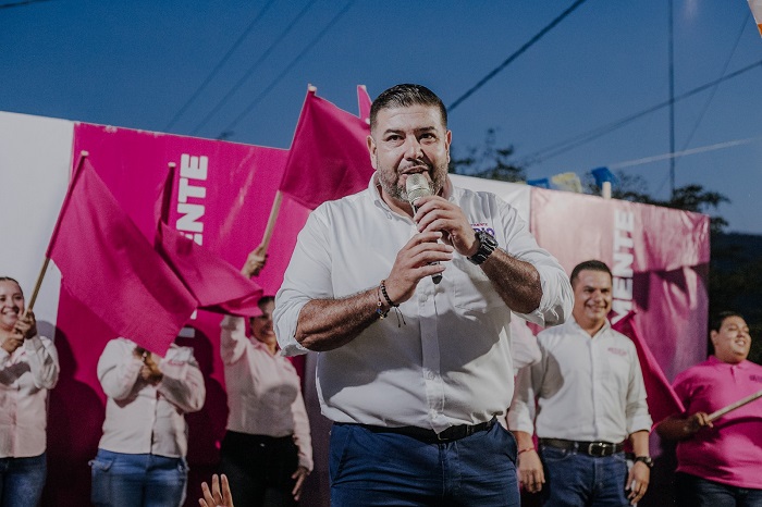 Voy a legislar sin colores y para todos: Luis Mario Salazar