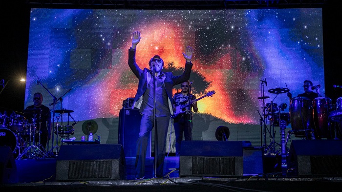 Maravillosa noche se vivió con Reyli Barba en las Fiestas Culturales de Mayo Manzanillo