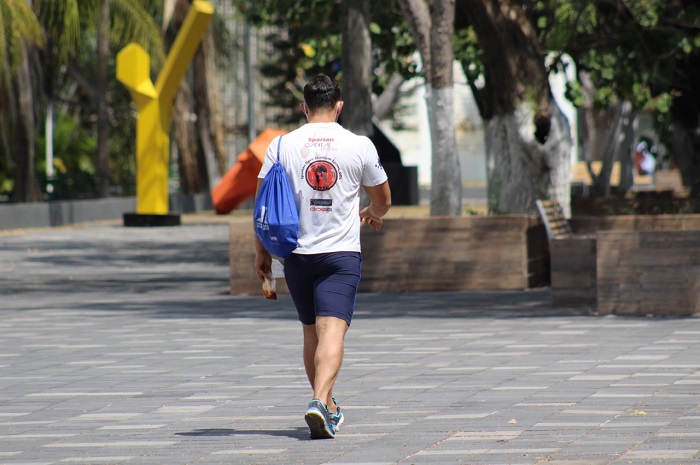 Alerta Salud Colima por posible aumento severo en golpes de calor