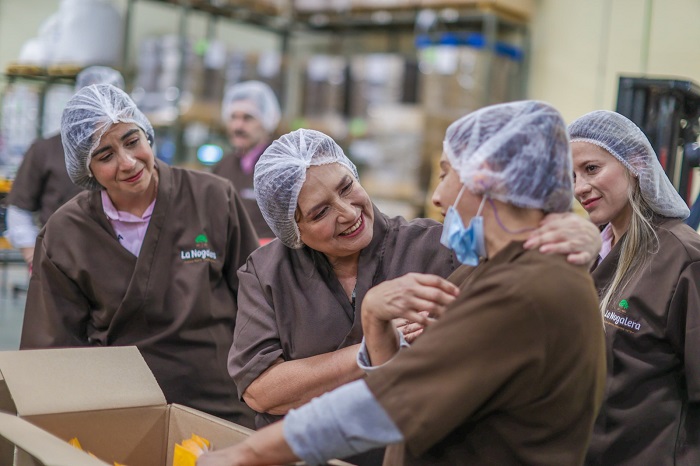 Busca Xóchitl Gálvez apoyo integral para mujeres trabajadoras