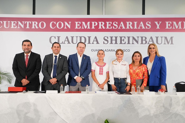 “No podemos pensar en el divorcio de la gran empresa con la pequeña empresa”: Claudia Sheinbaum expone la creación de cadenas productivas ante empresarios y empresarias de Jalisco