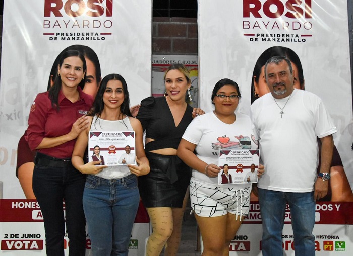 Mujeres emprendedoras apoyan a Rosi Bayardo