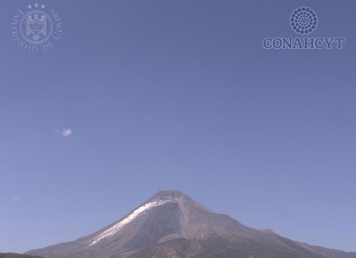 Volcán de Colima registró 4 sismos y 4 derrumbes esta semana; permanece en calma