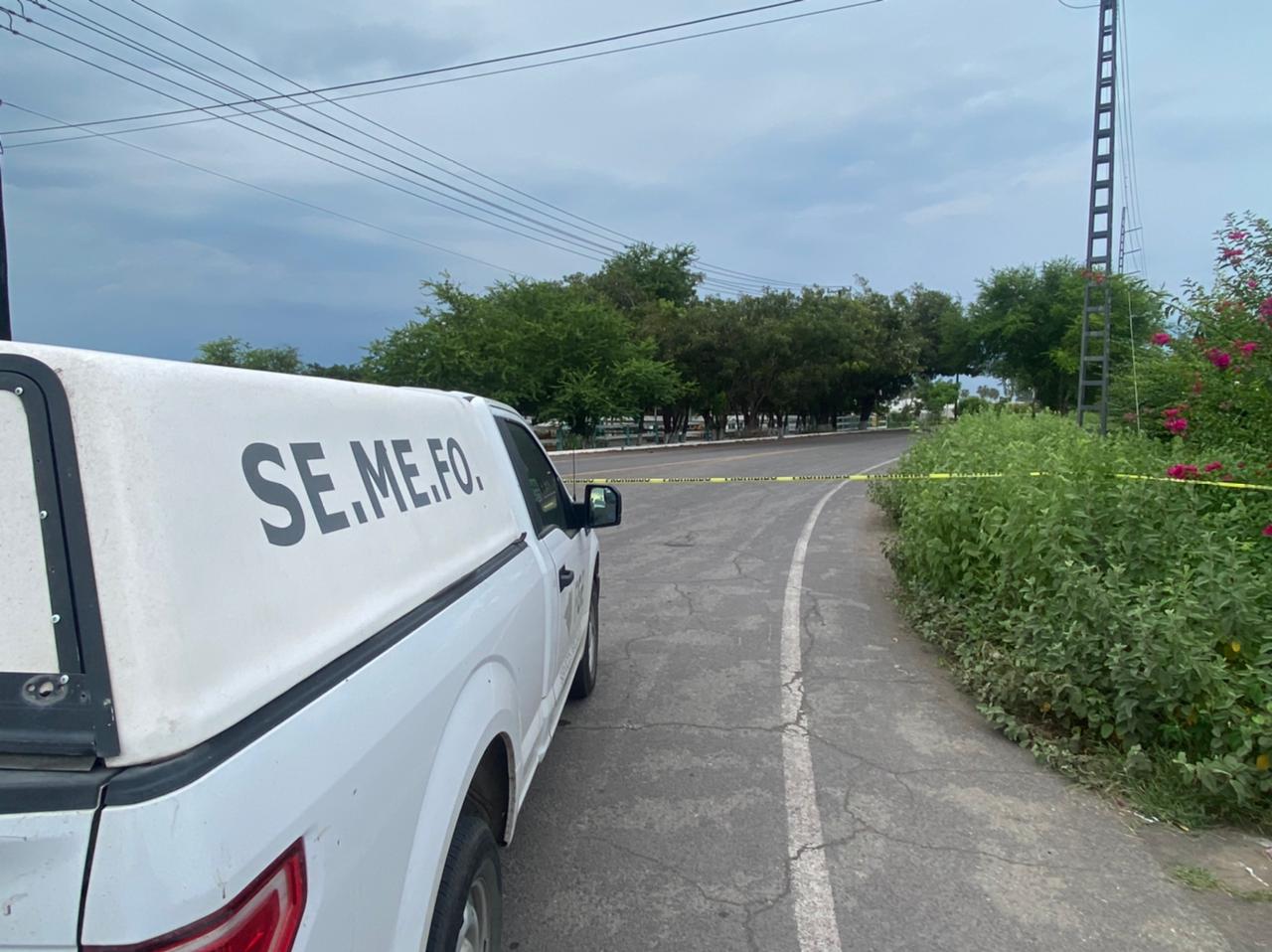 Con huellas de violencia, localizan cadáver en la carretera al Naranjal en Villa de Álvarez