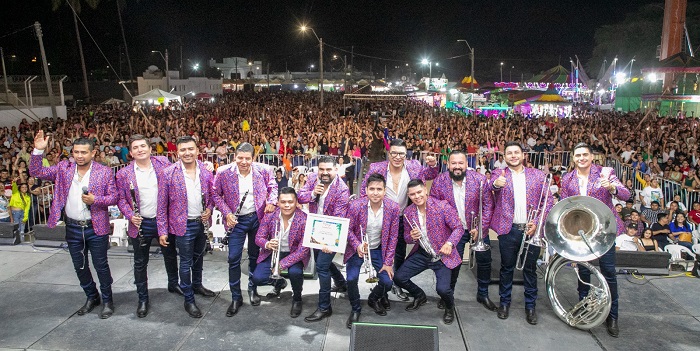 Espectacular presentación de la Original Banda Limón en el concierto de clausura de las Fiestas Culturales de Mayo Manzanillo 2024