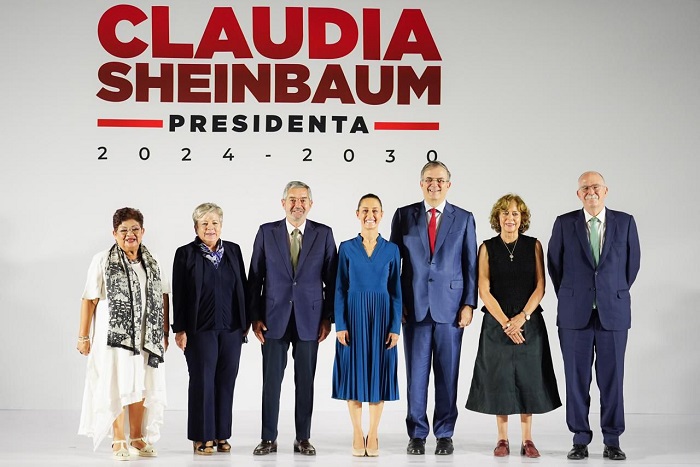 Son hombres y mujeres con experiencia que nos van a ayudar a cumplir los objetivos de los próximos años: Claudia Sheinbaum presenta primera parte de su gabinete