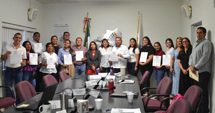 Asigna IEE Colima regidurías de representación proporcional de los diez ayuntamientos que tuvieron derecho y entrega constancias