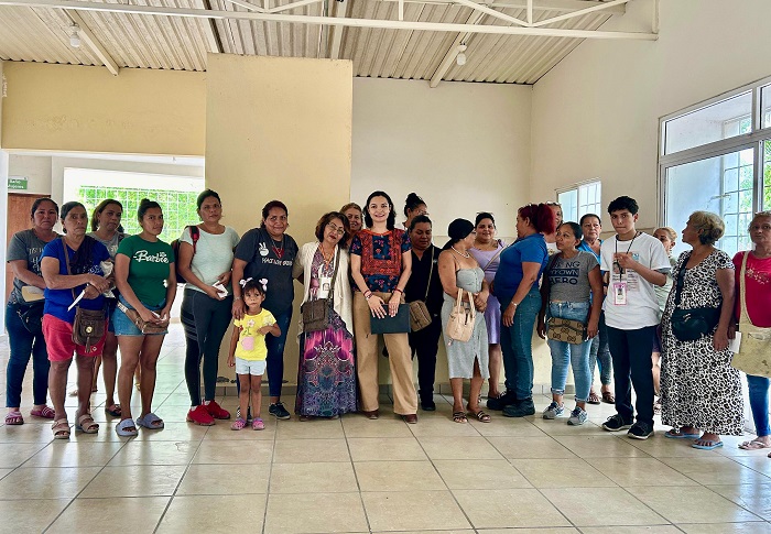 Dará voz Mely Romero a madres buscadoras de Tecomán en el senado