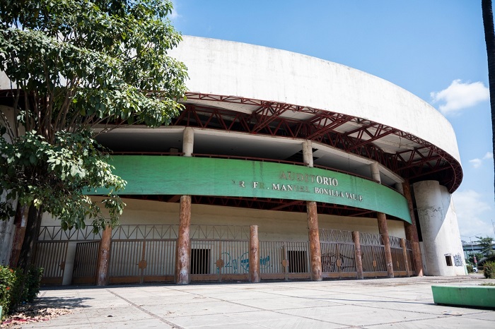 Ayuntamiento de Manzanillo hará una completa remodelación del Auditorio Manuel Bonilla Valle