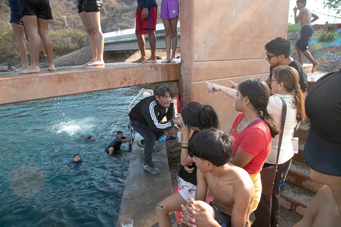 Ayuntamiento de Manzanillo y SEDATU supervisan obra en el Tapo de Ventanas