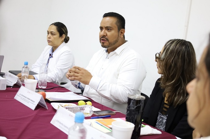 Definen estrategias de mejora en el Sistema de Salud del Estado de Colima