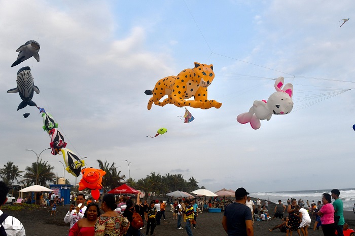 Casi 34 mil personas disfrutaron en Manzanillo y Cuyutlán el 2º Festival Costero del Papalote