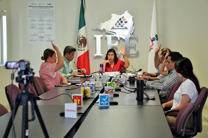 Consejo General del IEE Colima realiza la adecuación del Acuerdo IEE/CG/A117/2024 a efecto de acatar resolución emitida por el TEE