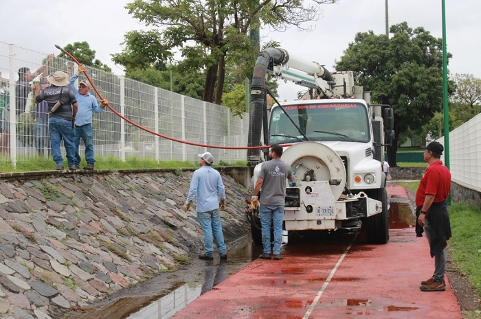 Incode y Conagua realizan trabajos de drenado en la Unidad ‘Morelos’