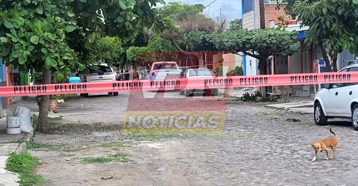 Agreden a balazos a una mujer en la colonia Manuel Álvarez, fallece al interior de un vehículo