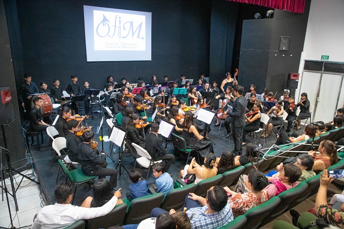 Ayuntamiento de Manzanillo llevó grandiosa presentación de la OFIM