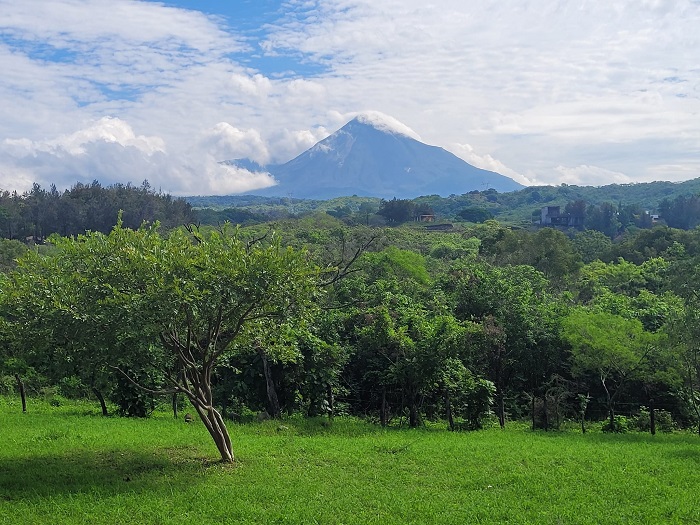 Volcán de Colima registró 8 sismos y 5 derrumbes esta semana; sigue en ‘semáforo verde’