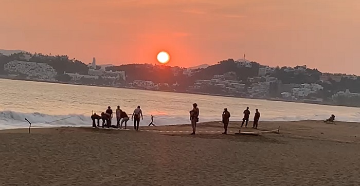 En estado de descomposición localizan cuerpo en el mar de Playa Azul, en Manzanillo