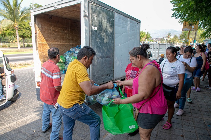 El Ayuntamiento de Manzanillo entregará 4 mil 800 despensas