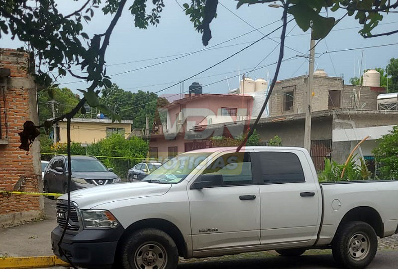 En avanzado estado de descomposición, localizan cadáver al interior de una vivienda en la colonia Oriental en la ciudad de Colima