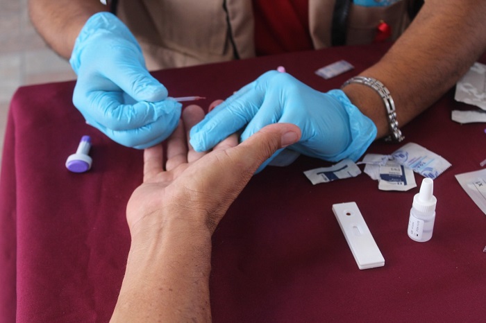 Salud Colima realiza campaña para prevenir riesgo de infección por VIH