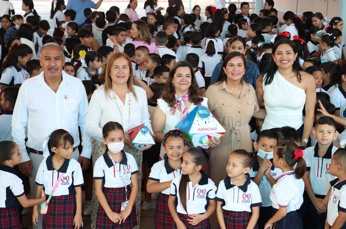 En la primaria Manuel Altamirano de Colima inició este lunes la ‘Colecta Diamante’