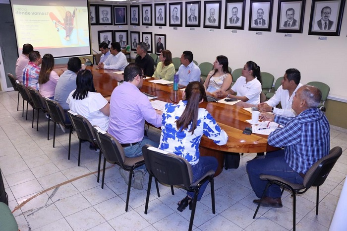 Instalará IP sistemas de captación de agua en 10 escuelas de Colima¨