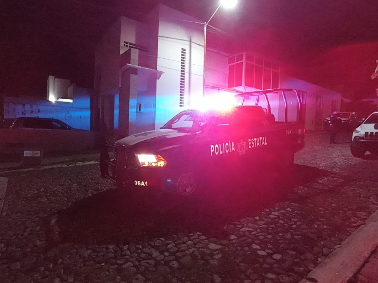 Grave operador de tráiler baleado en El Colomo, Manzanillo