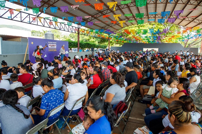 Este viernes, más de 360 estudiantes de Ixtlahuacán reciben Mi ColiBeca para Empezar del Gobierno de Colima