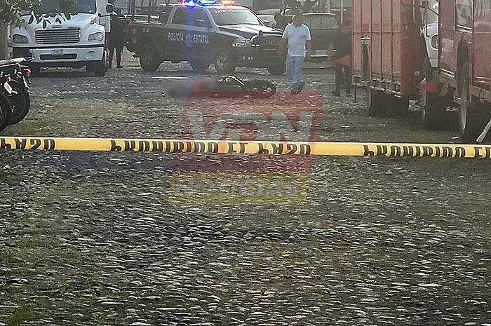 En la zona centro de Colima, asesinan a un motociclista