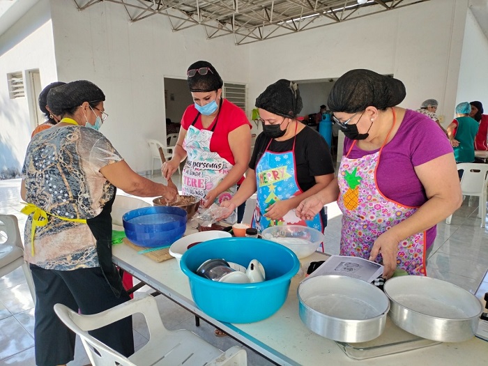 Gobierno de Colima impulsa el autoempleo con el curso de bocadillos y postres