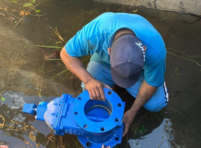 CAPDAM concluyó los trabajos de reparación de una fuga en el Valle de las Garzas y sustitución de una válvula dañada en la línea de 36″ del Acueducto