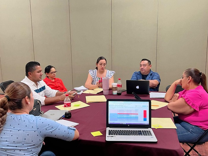 Acreditan a candidatas y candidatos para la elección de autoridades auxiliares del Ayuntamiento de Manzanillo