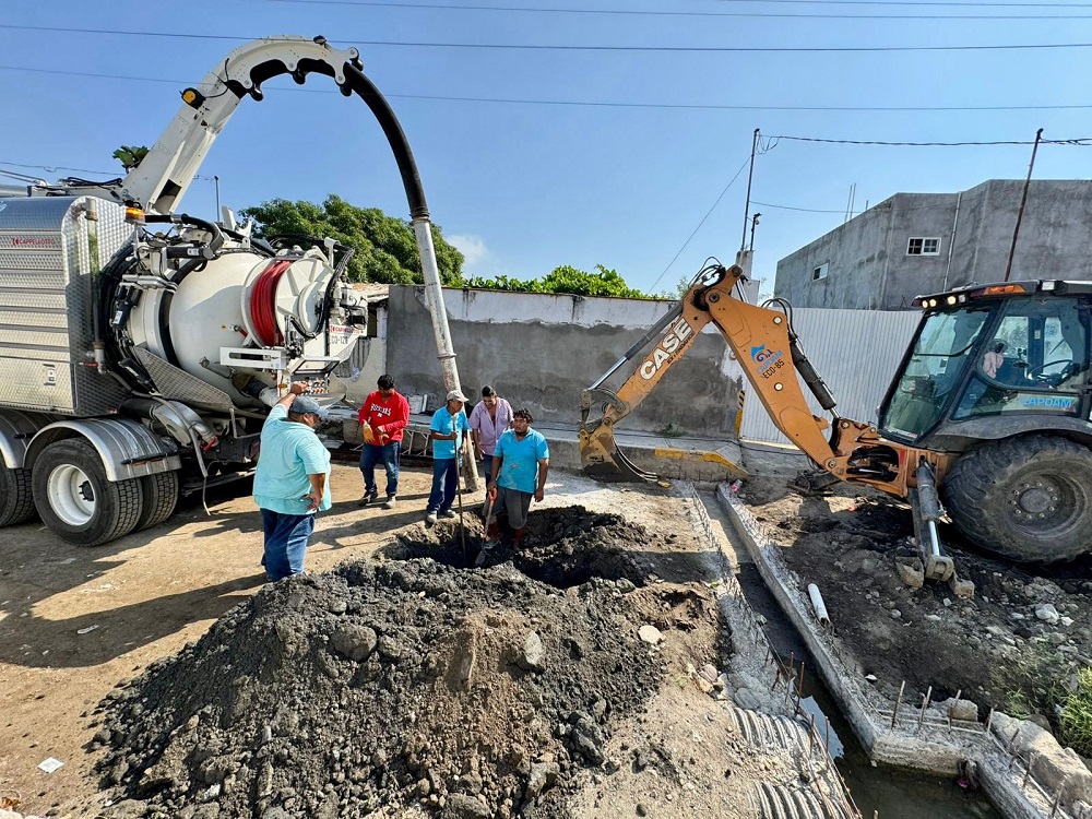 CAPDAM realiza trabajos prioritarios de reparación de fugas en infraestructura