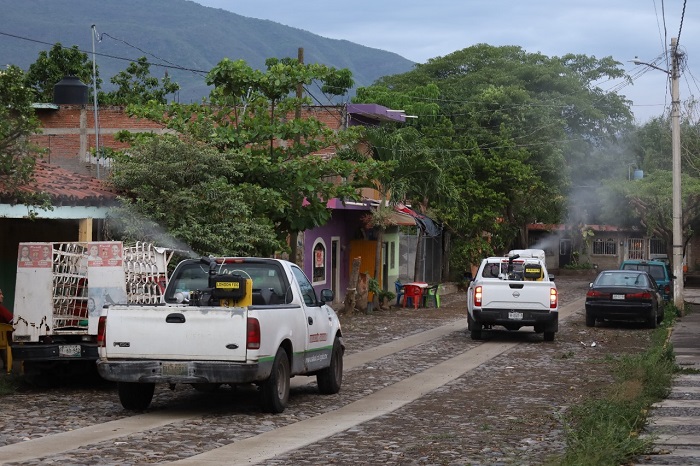 Este miércoles, Salud Colima fumiga contra el dengue en Villa de Álvarez, Tecomán y Manzanillo