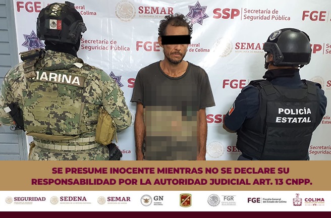 Policía Estatal y Marina detienen a un masculino con orden de aprehensión por homicidio calificado