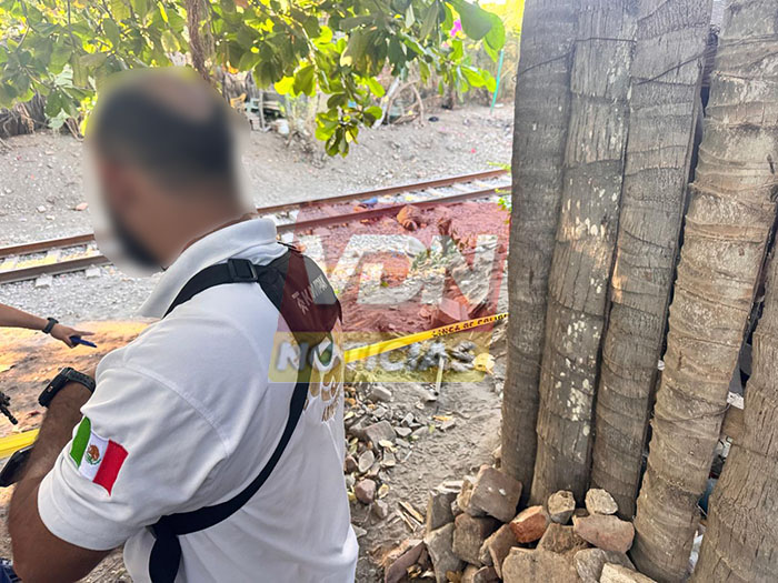 Muere hombre arrollado por el tren, en Armería