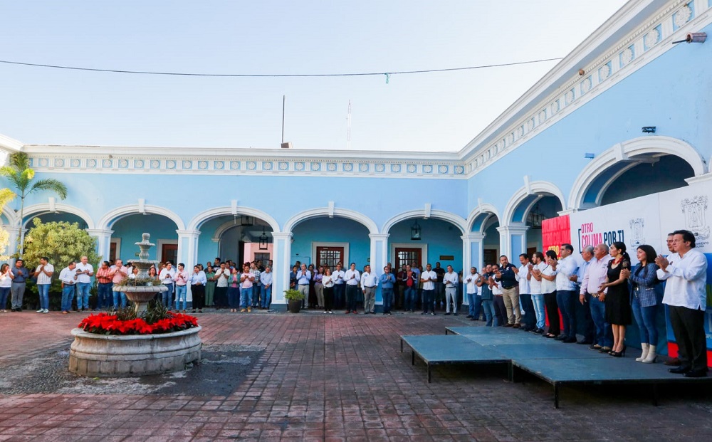 Invita el Presidente Riult Rivera a las y los trabajadores del Ayuntamiento a atender a la gente con mucha entrega