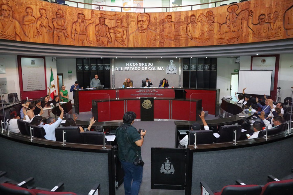 Llevará papelería oficial leyenda: “2025, Año del Bicentenario de Manzanillo como Puerto de Cabotaje y Altura”