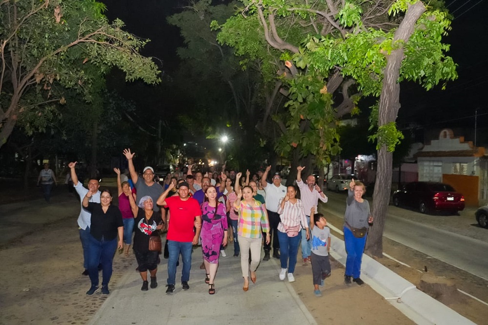 Entrega Tey Gutiérrez vialidad intermunicipal modernizada