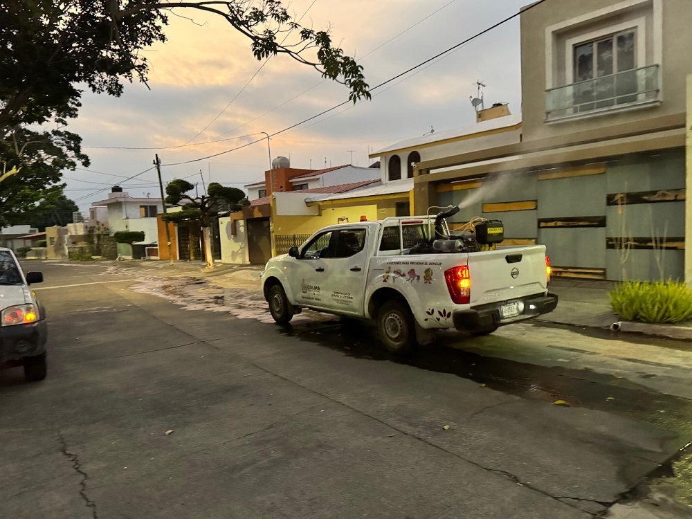 Este viernes, Salud Colima fumiga contra el dengue en Manzanillo y La Villa