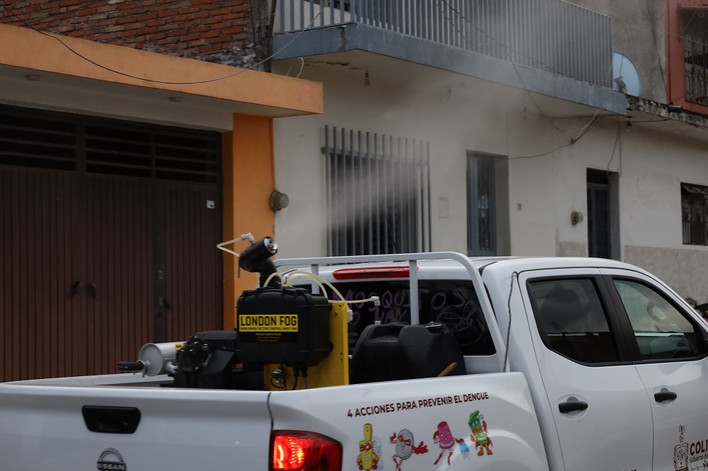 Salud Colima continúa la fumigación contra el dengue en los 3 municipios más grandes