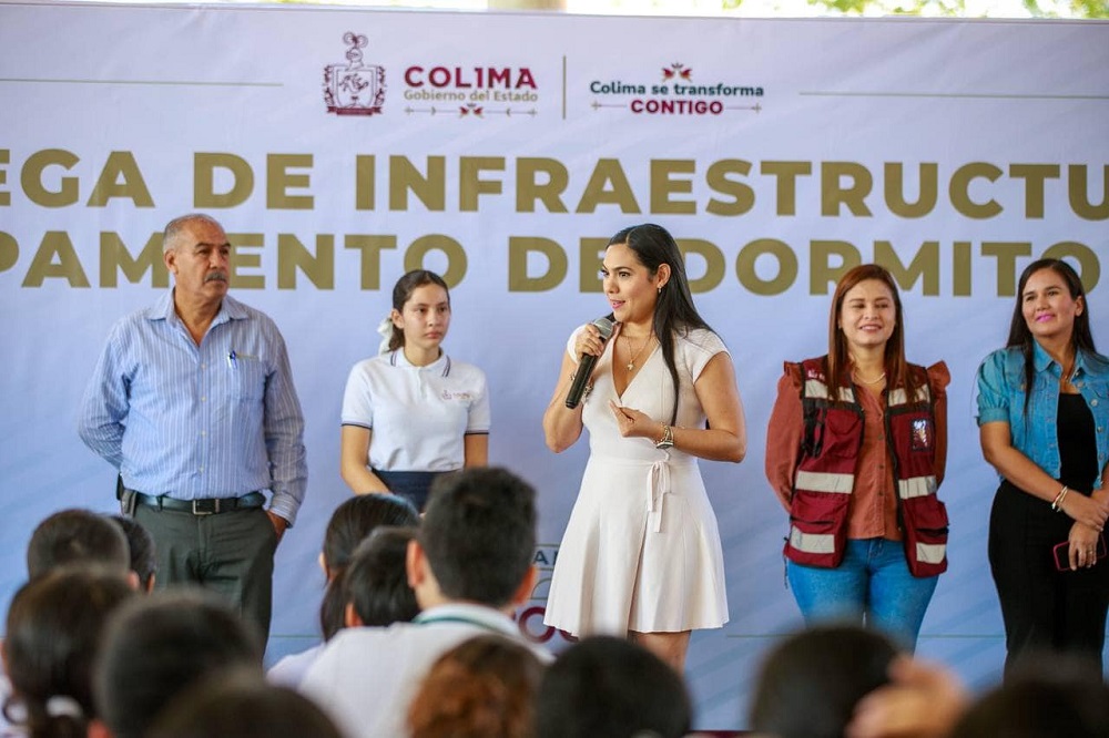 Indira Vizcaíno entrega nuevo edificio y mobiliario a ‘Escuela de Talentos’, en Villa de Álvarez