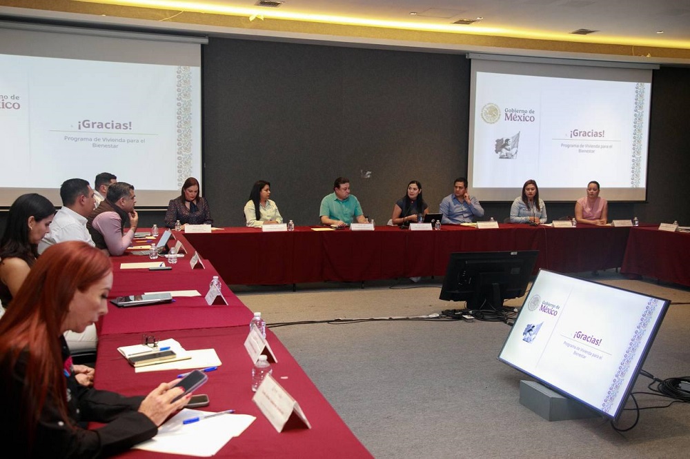 Gobierno de Colima informa a alcaldes y alcaldesas sobre aterrizaje de ‘Vivienda para el Bienestar’ en la entidad