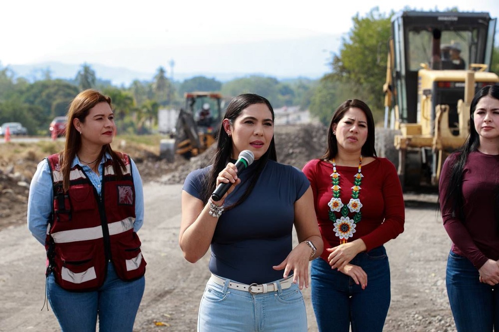 Gobernadora da banderazo de arranque a construcción de laterales en Libramiento Ejército Mexicano; se invierten más de 34.6 mdp