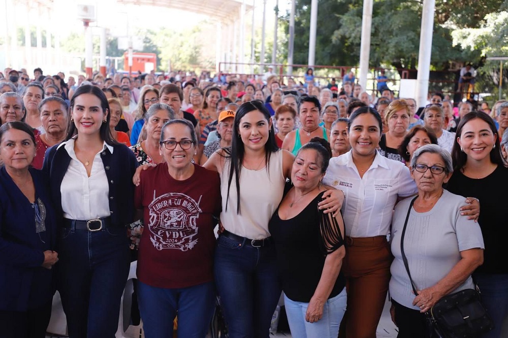 Pensión Mujeres Bienestar y Programas para Personas Adultas Mayores son para agradecer todo lo que han entregado por el país: Indira